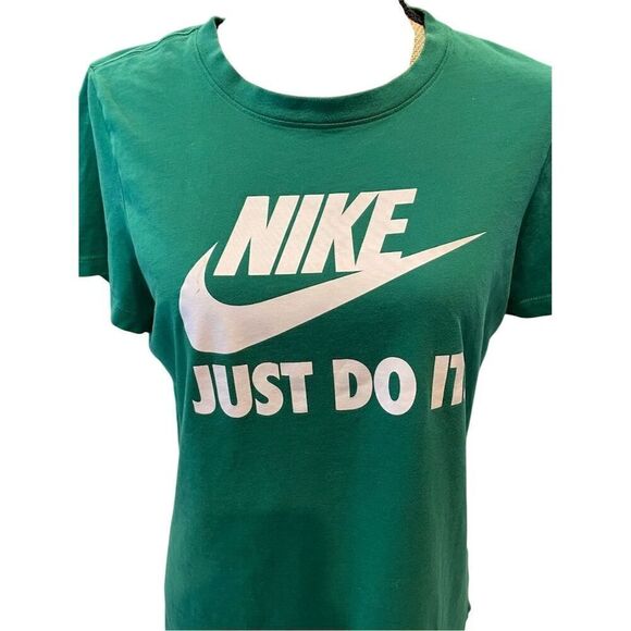 *3/$15 Nike Women's Green Dri-FIT Graphic T-Shirt Size L Casual Sports Top - Picture 2 of 7